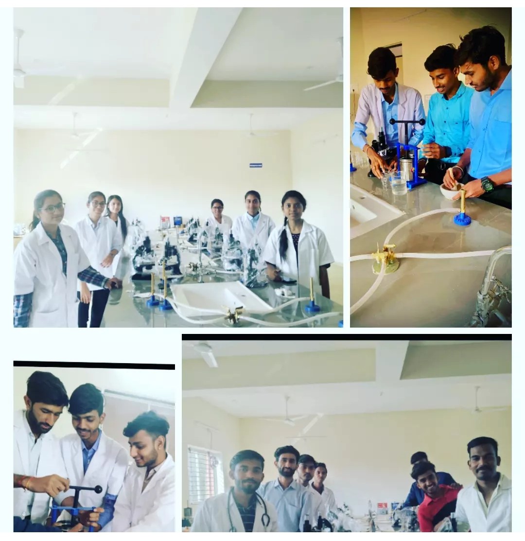 Blood Donation Camp - Hindupat Institute of Pharmacy