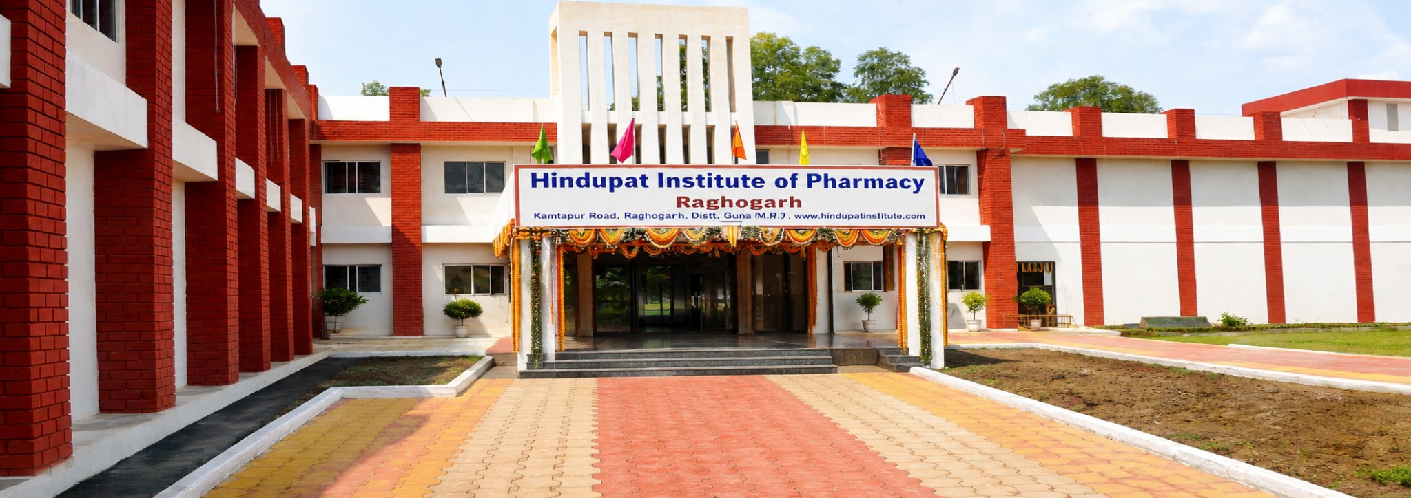Institute Campus - Hindupat Institute of Pharmacy